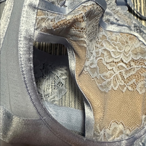 Torrid - Picture 2 of 3